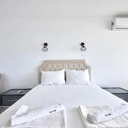 Sunny Seaside Retreat 2bd In By Flat Mаnаger Nessebar